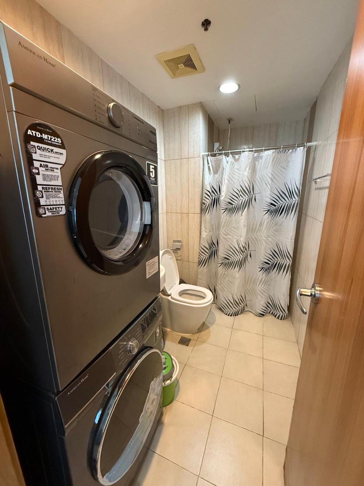 8 Adriatico Staycation Manila Szoba fotó