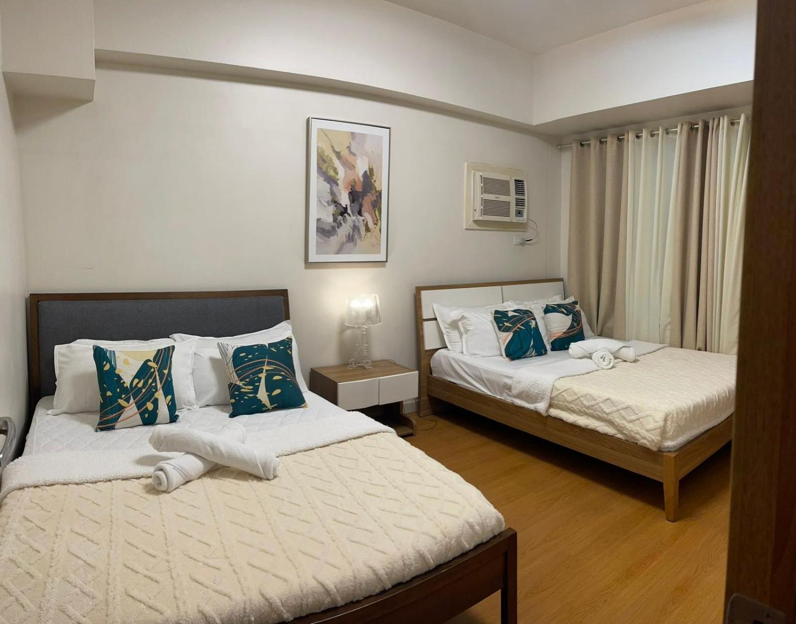 8 Adriatico Staycation Manila Szoba fotó